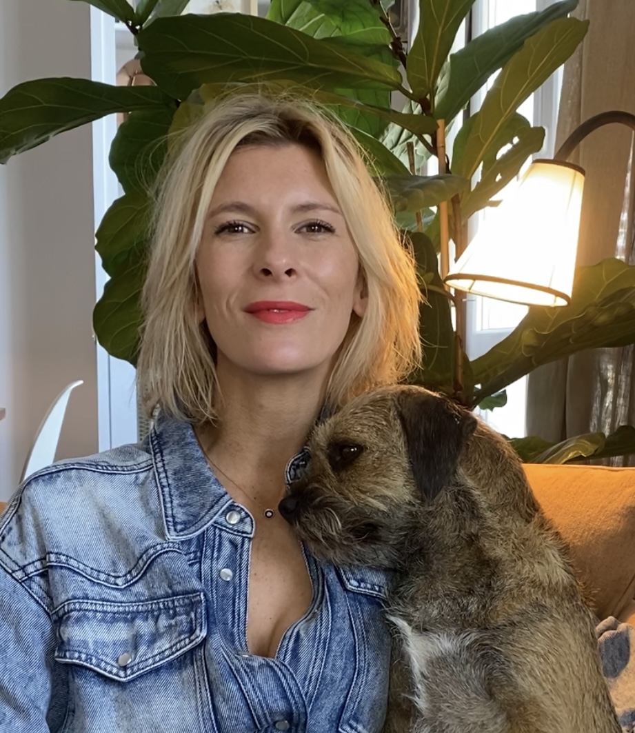 Hélène Gateau - Journaliste, experte vétérinaire et dogmom de Colonel